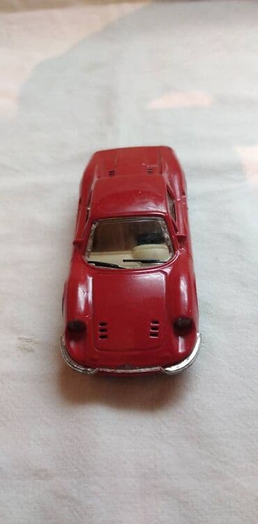 trotinet na dva tocka: Burago Ferrari Dino 1:43 China, sivi malo izgreban,cena za kom — 3