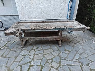 POKLANJAM stolarsku tezgu sa slike. - Masivna drvena stolarska radna