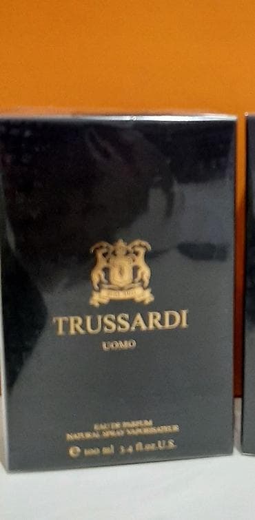 Original parfemi. Novo neotpakovano. Fixna je cena na lalafo.rs Original parfemi. Novo neotpakovano. Fixna je cena