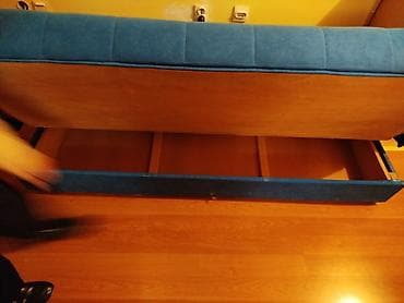 Sofas and couches: Lezaj i dvosed na razvlačenje sa boksom za odlaganje. - Višenamenski — 2