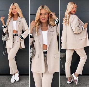 ps kombinezoni nova kolekcija: 3700 din. J — 1