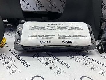 retro radio za auto: KOMPLET TABLA SA AIRBAG-OVIMA ZA ŠKODA RAPID | Komplet tabla sa — 3