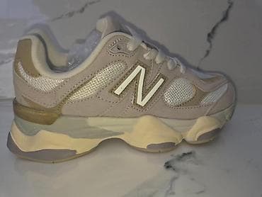 duboke nike patike zenske: NB Decije 
31-36
3800
SS — 9