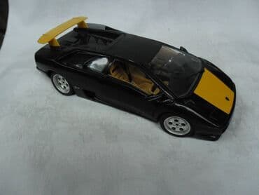 nike rukavice za trening: Burago Lamborghini Diablo 1/18 Italy,p.hauba i spojler nisu originalne — 1