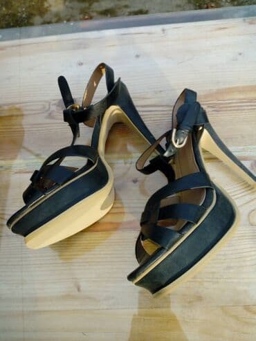 Sandals, 40 — 3