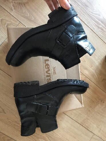 ara cipele zenske: LEVIS ORIGINAL zimske cizme broj 37 kao nove su obuvene su 3,4 puta — 1
