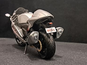 dvorac sator za devojcice: Model SUZUKI HAYABUSA 2022 - 1:12 - NOVO NOVO! Vrhunski odradjen — 6