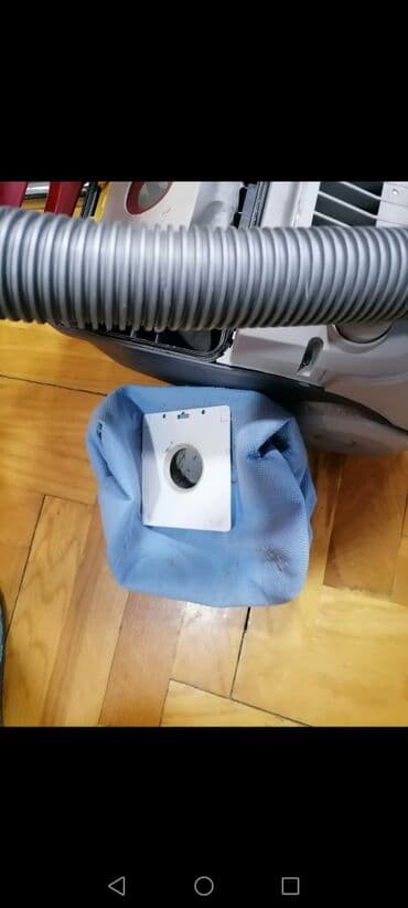 lalafo samsung: Usisivač Samsung 1600w sa platnenom vrećom dobar ispravan
 Mirjevo — 8
