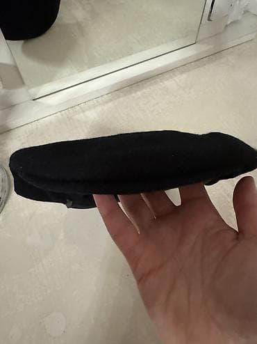 Donji veš: Crna beretka Bluestone by Kluntz Company - Klasična okrugla beretka u — 2