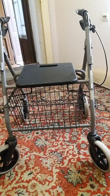 flucon kapi za oci: Nemacka aluminijumska hodalica-setalica, rolator sa 4 tocka, u veoma — 6
