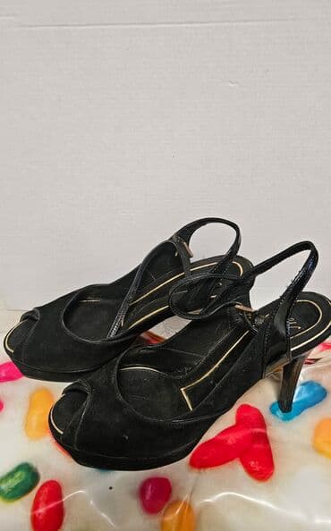 nike obuca za zimu: Salonke, 36 — 4