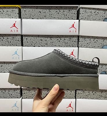 holandske klompe: UGG platforme papuče / klompe u camel boji, izrađene od mekog — 10