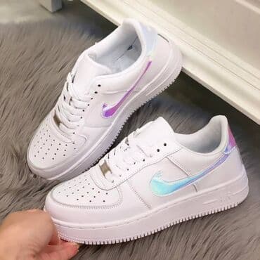 nike air force sa crnim znakom: Nike air force patike

Novo
Brojevi 36 do 46

fb Moja Kupovina 1 — 7