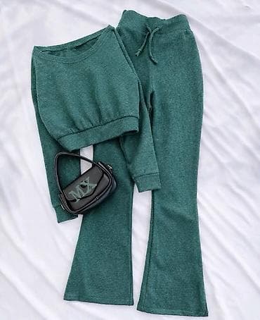 Kape i aksesoari: Ženski komplet trenerke – duks i pantalone - Model: duks sa okruglim — 3