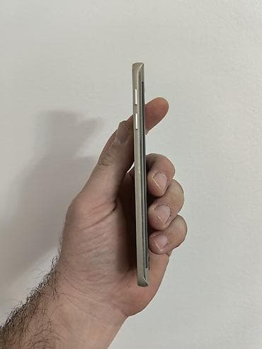 mrezni adapter za internet: Samsung S6 edge dobro očuvan i potpuno ispravan, otključan za sve — 2