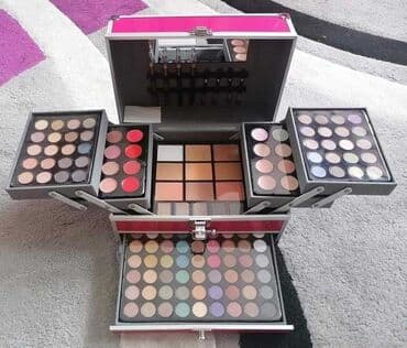 gabrini puder: Komplet kofer sa sminkom 4300 din Odlican kvalitet sminke. Slike su — 1