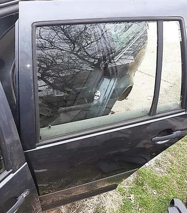ZADNJA LEVA VRATA ZA VOLKSWAGEN GOLF 4 OD 1998. DO 2005. GOD. |