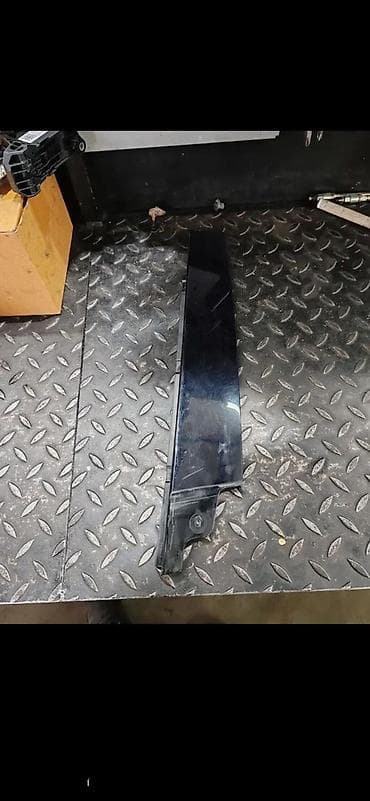 multimedia za audi a3: AUDI Q3 DELOVI LAJSNA VRATA 8U0839902 | Audi a1  a3 a4 a5 a6 a7 q3 — 1