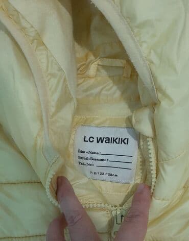 Lc Waikiki, 122-128 — 2