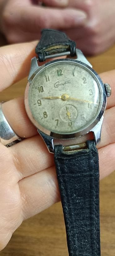 teksas jakne muske levis: Ručni mehanički sat „Слава/Смoльн“ (SSSR), klasičnog dizajna - — 2