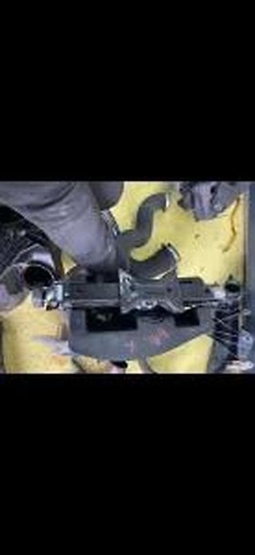 za salon: AUDI A4 A5 B8 DIZALICA ORIGINAL | Audi a1 a3 a4 a5 a6 a7 a8 q5 q2 — 1