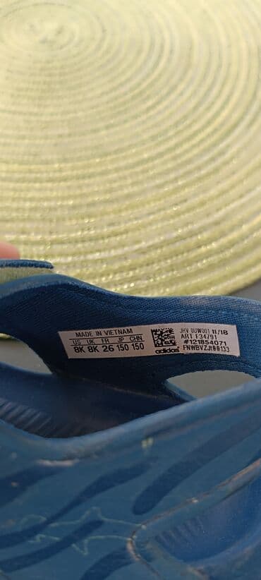 jakne za devojcice zimske: Sandals, Adidas, Size - 26 — 2