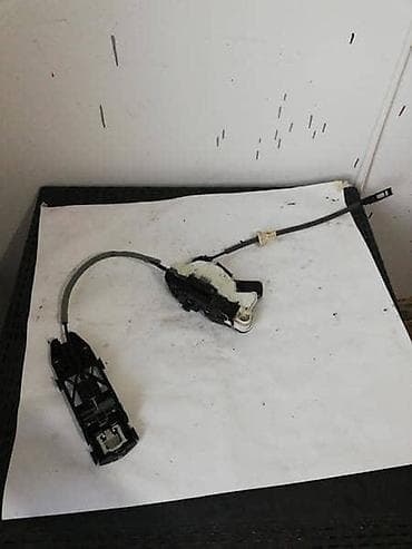 cena prevoda auta: UNUTRASNJA BRAVA I NOSAC KVAKE ZA VOLKSWAGEN GOLF 7 - 15A5K1837015E | — 1