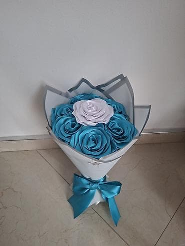 win win duseci na naduvavanje: Saten buketi ruža – dekorativni aranžmani dugotrajne lepote - Ručno — 8