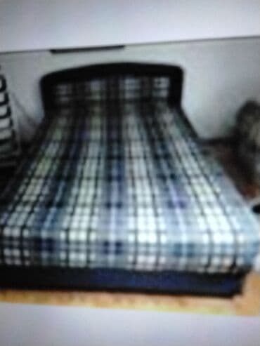 dimenzije kreveta za dvoje: Krevet kao nov u odlicnom stanju   200x160 cm    prodajem ga jer mi — 2