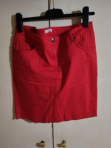 ugg na platformu: Ženska suknja Calliope Collection - Model: ravna, dužina iznad kolena — 1