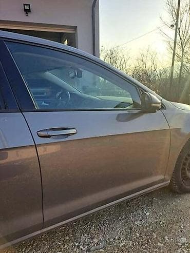 teretne gume 15 c: PREDNJA DESNA VRATA GOLF 7 ZA VOLKSWAGEN GOLF 7 OD 2013. DO 2019. GOD — 1