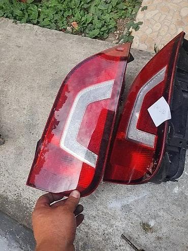 stop svetla za motore: DESNI STOP VW UP | desni stop vw up — 1