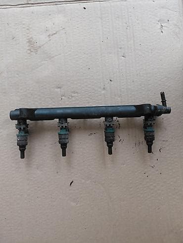 moskvic 3: Delovi za Kia Rio 1.3 prva generacija. Motor, delovi motora, limarija — 7