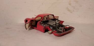 Burago Ferrari 1:24 Italy,za delove — 3