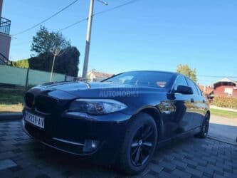 new yorker stvari: Stanje: Polovno vozilo Marka BMW Model 520 Godište 2011. Kilometraža — 7