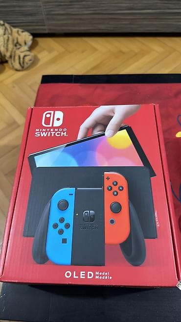 Ostale igre i konzole: Prodajem kompletni Nintendo Switch OLED kupljen u Gigatronu, sa svim — 4