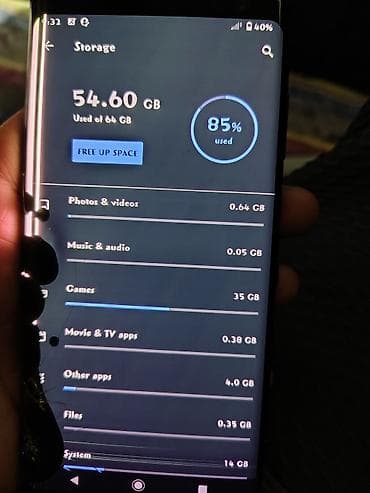 polivni telefoni: Sony Xperia (модель SO-01L) - Дисплей: OLED, изогнутые края. На — 5