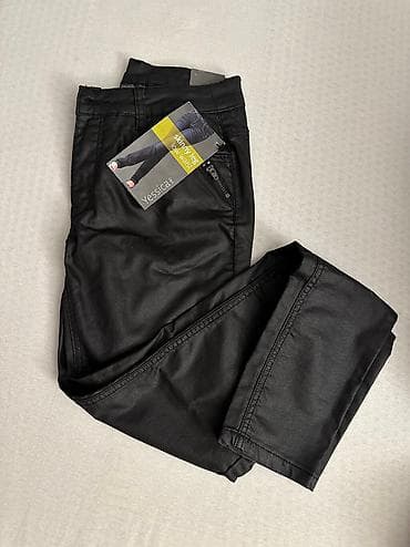 C&A kožne pantalone
34