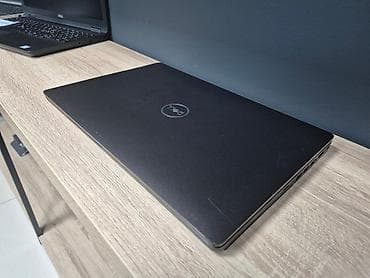 veliki stitch: Dell Latitude 5590 – poslovni 15.6" laptop - Ekran: 15.6" Full HD — 6