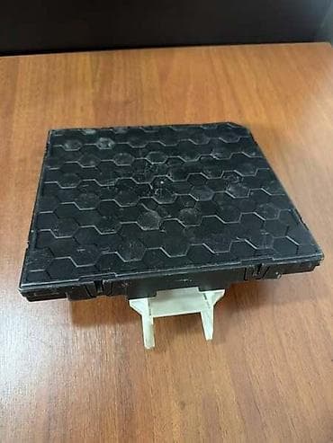 ineks kula: BODY CONTROL MODULE ZA VOLKSWAGEN PASSAT B8 - 5Q0937086BB | Body — 3