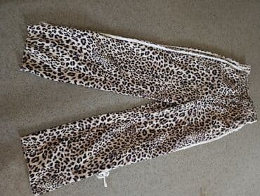 Ostala ženska odeća: Trenerka xs s — 3