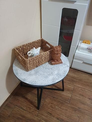 radni stolovi: Sto unikat .Drvo,gvozdje.Prelep.Za dnevnu sobu,terasu,spavaću — 9