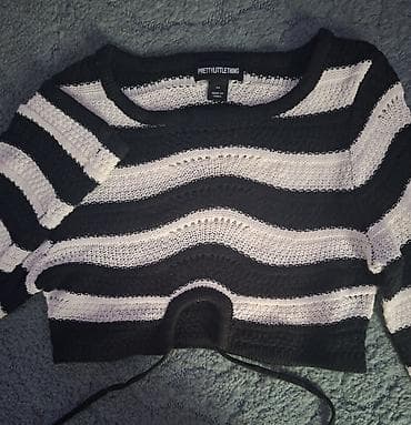 Pleteni cropped džemper PRETTYLITTLETHING - Brend: PrettyLittleThing — 2