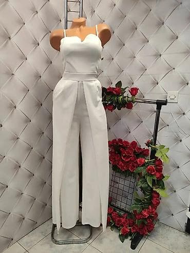 cipele ruma: Ženski elegantni kombinezon bez rukava sa tankim bretelicama. Gornji — 9