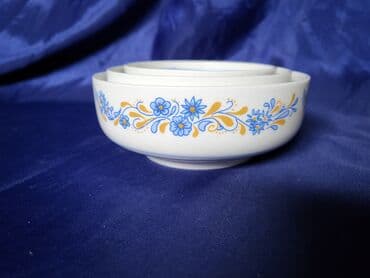 Kuhinjski setovi: Cinije nove Cero porcelan po velicinama iz 70ih. Komada 3 u — 4