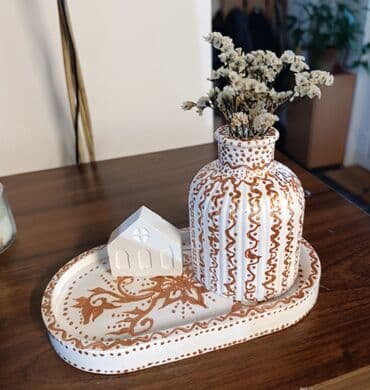 polovan nameštaj ugaone klupe za trpezariju polovne: Vase, color - White, New — 2