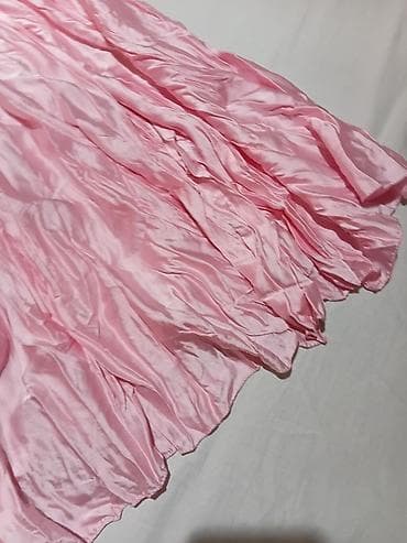 ivko clothing: Roza duga suknja od satenskog sjajnog materijala. - Kroj: široka — 2
