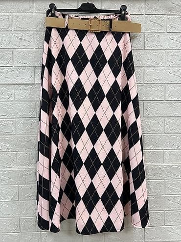 jagger odeća: 04. Suknja 2.900 dinara A — 2