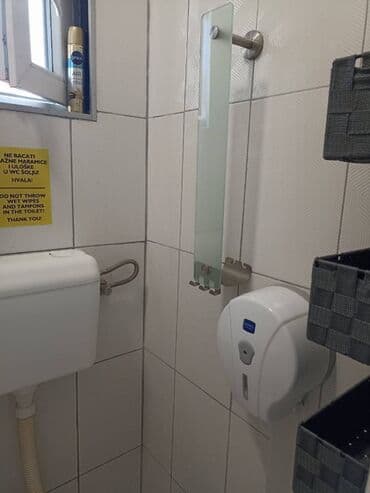 Donji delovi trenerke: 1 soba — 7