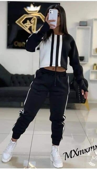 zenski kompleti katrin: Komplet: 2.600 dinara — 1